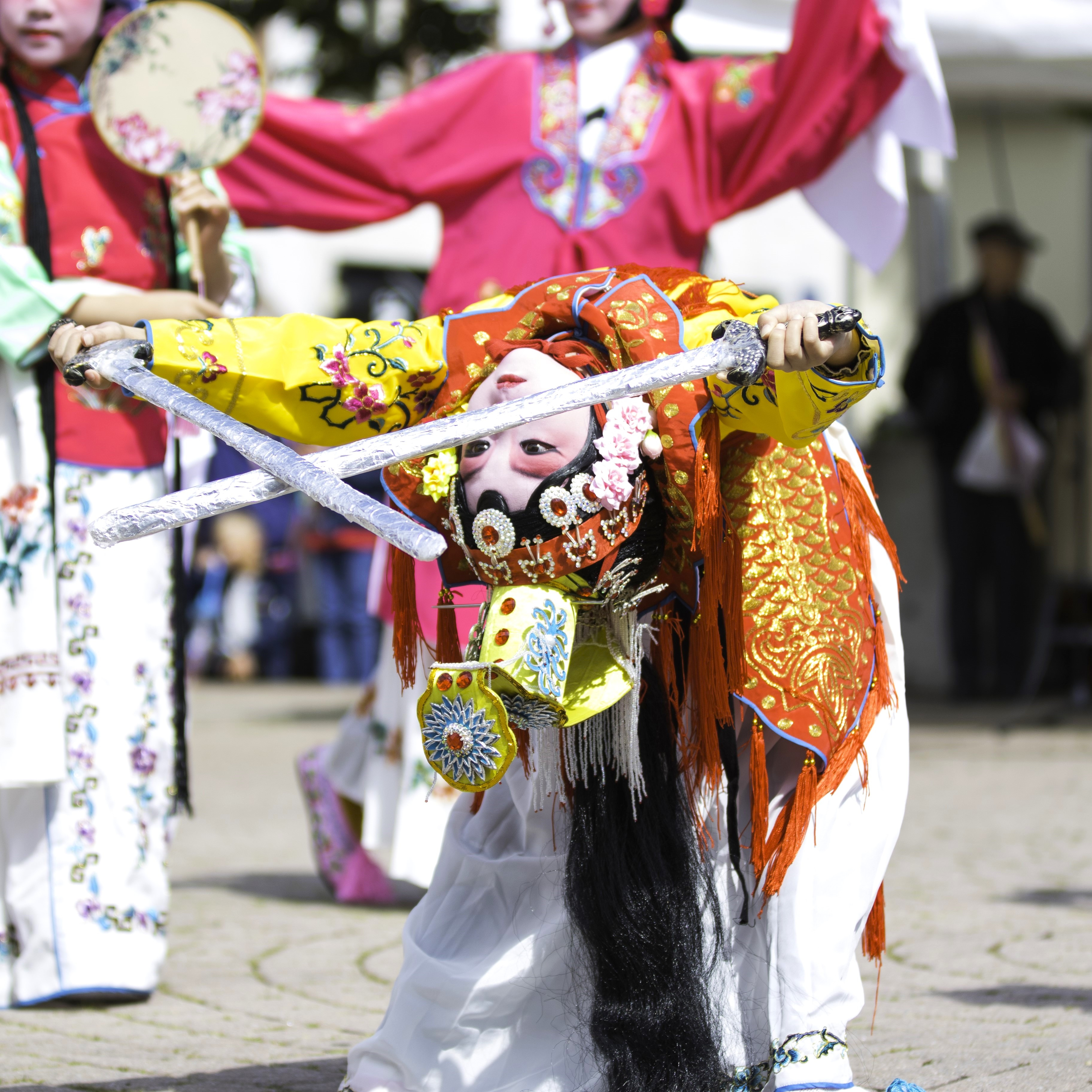 Chine (Changzhou) - Troupe de Danse du Centre d'Activités des Jeunes de Changzhou